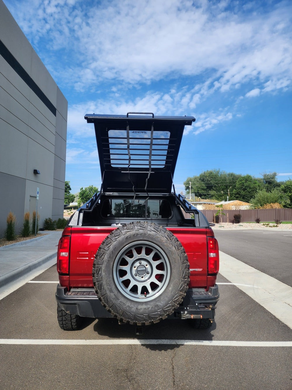 GAIA Campers Chevy Colorado/GMC Canyon Shortbed Shadow Top Truck Cap - 2015+ (Downpayment)